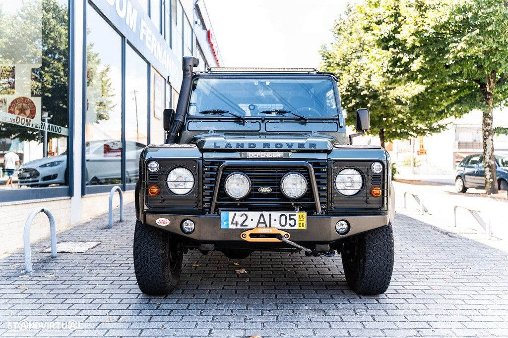Land Rover Defender - 6