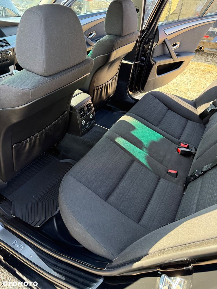 BMW Seria 5 530xi Edition Lifestyle - 17