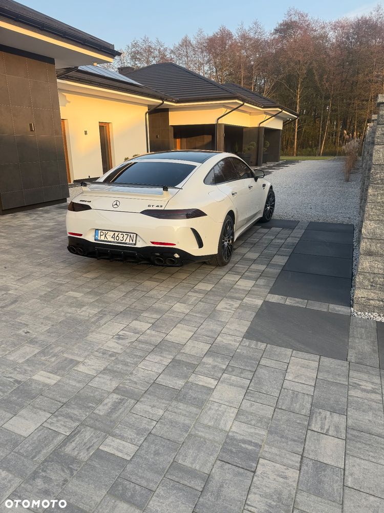 Mercedes-Benz AMG GT 43 4-Matic+ - 6