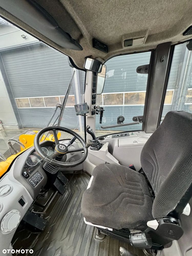 Volvo L45H - 13