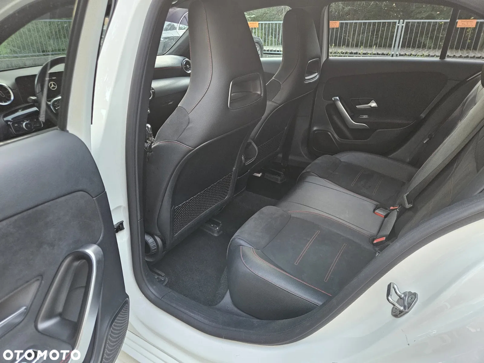 Mercedes-Benz Klasa A 160 AMG Line - 5