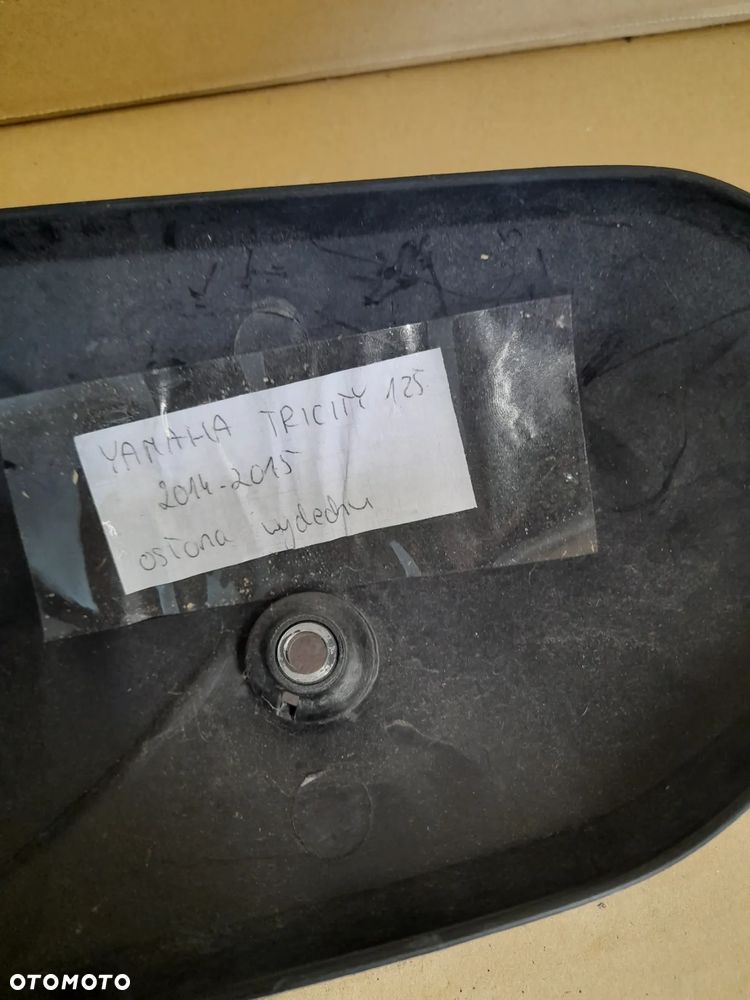 = YAMAHA TRICITY 125 Osłona wydechu tłumika owiewka - 2