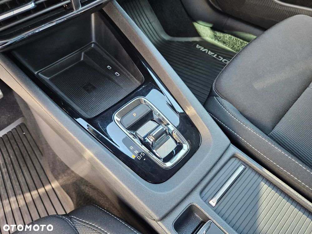 Skoda Octavia 1.5 TSI GPF ACT Style DSG - 31