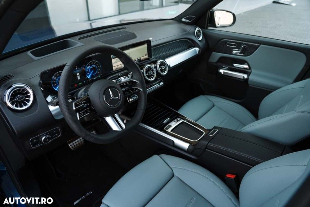 Mercedes-Benz EQB 300 4MATIC - 11