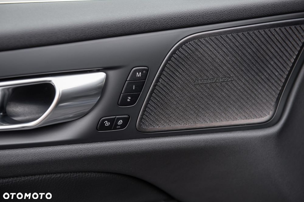 Volvo V60 D4 Geartronic Inscription - 16