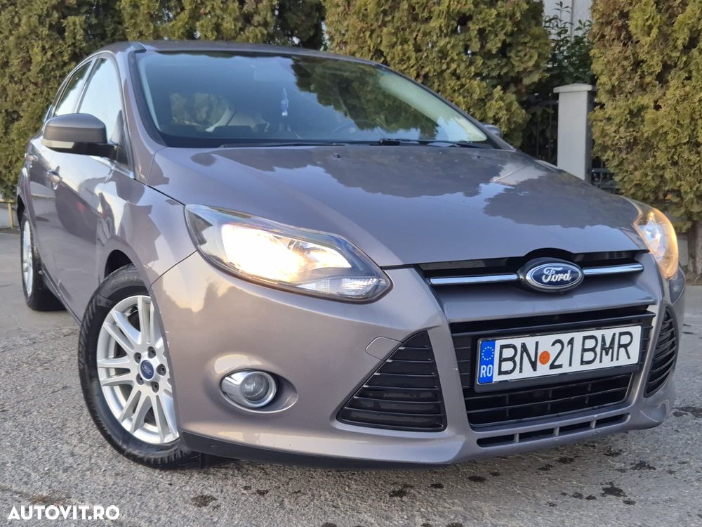 Ford Focus 1.6 TDCI DPF Titanium - 8