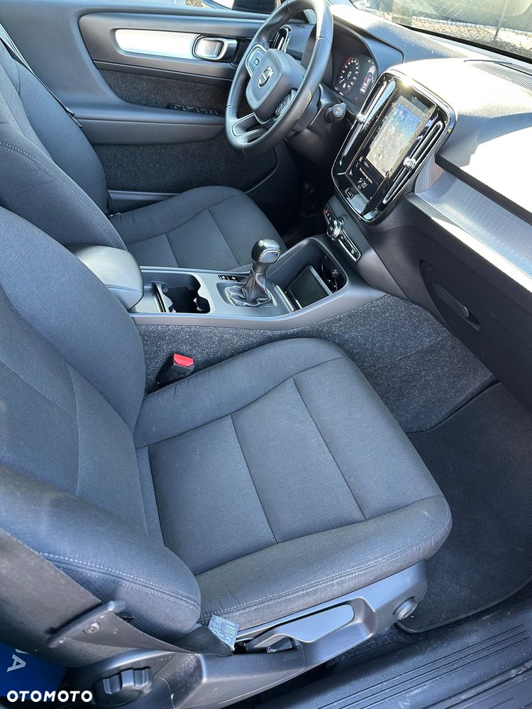 Volvo XC 40 T3 Momentum Pro - 7