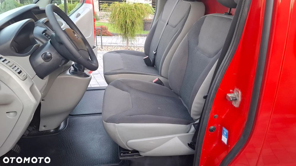 Opel VIVARO - 13