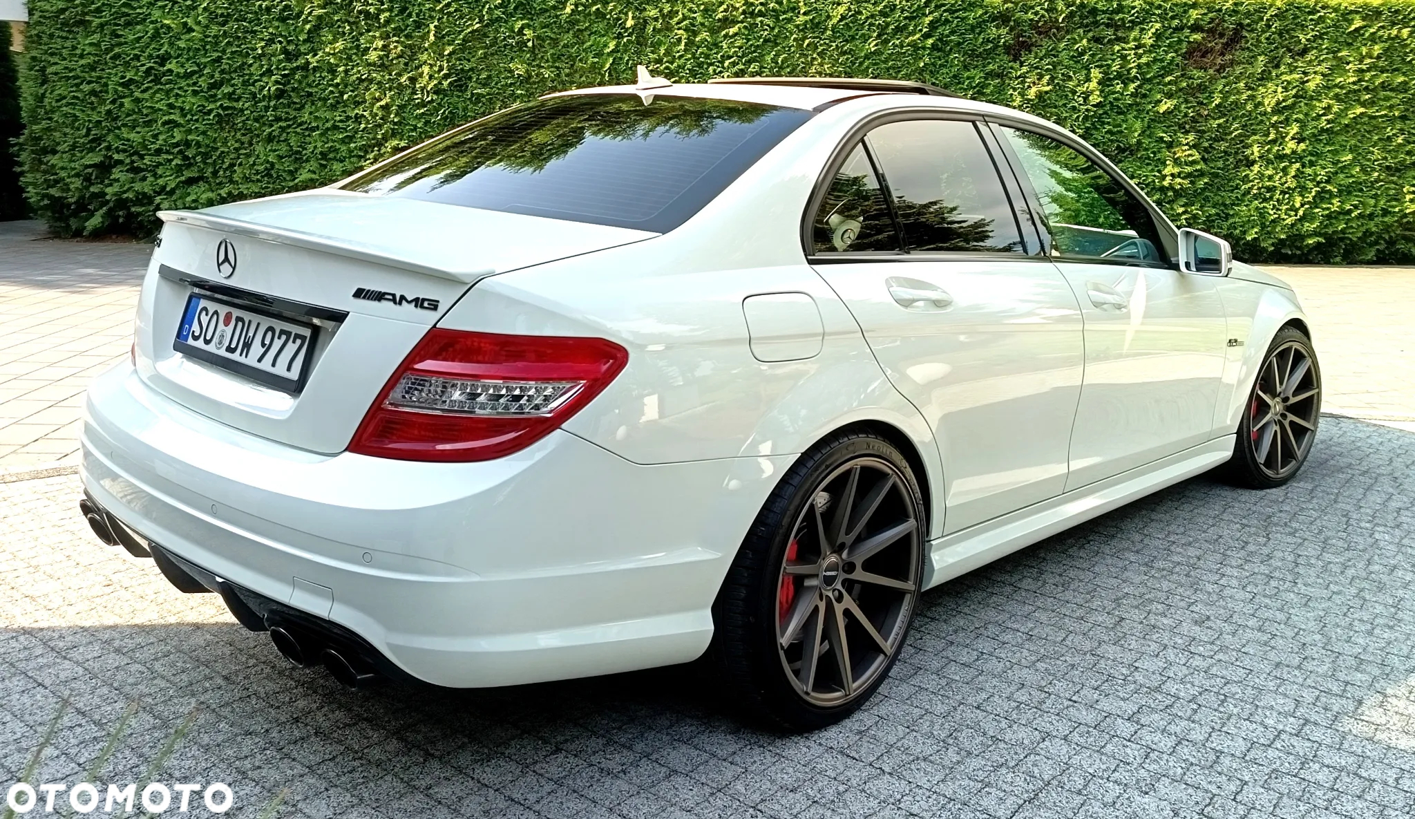 Mercedes-Benz Klasa C 63 AMG - 4