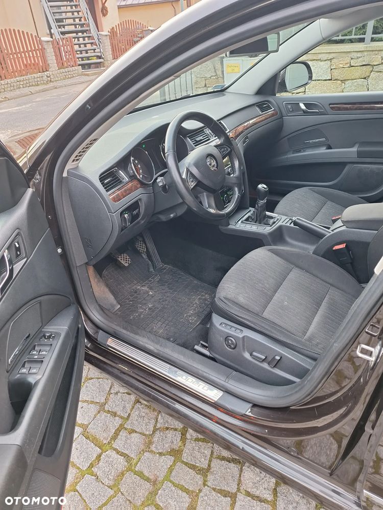 Skoda Superb 2.0 TDI Elegance - 5