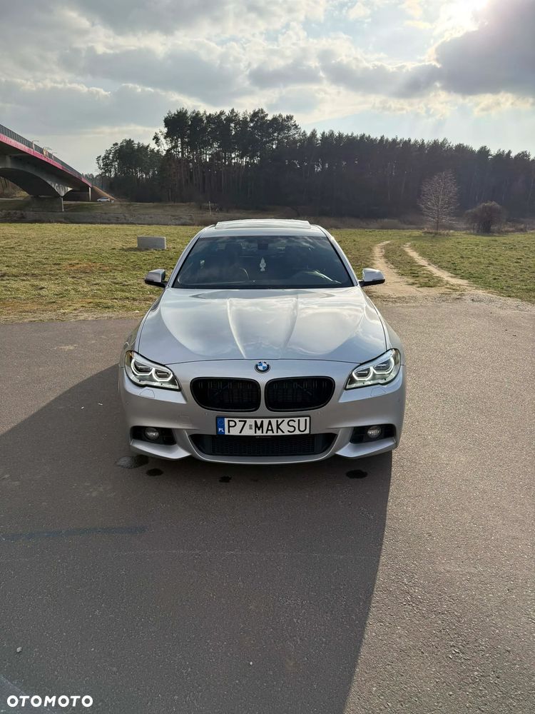 BMW Seria 5 535i xDrive Sport-Aut - 2