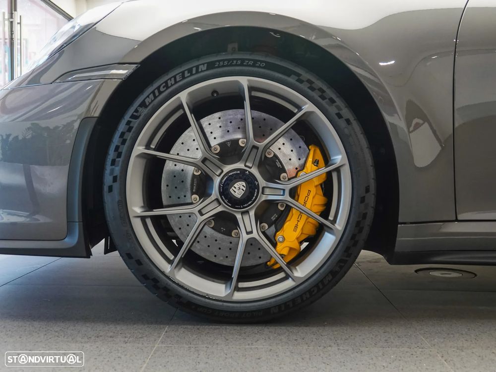 Porsche 911 (992) GT3 Touring Package PDK - 2