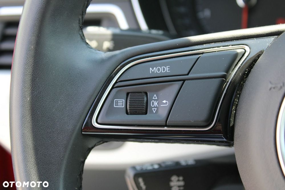 Audi A4 Limousine - 21