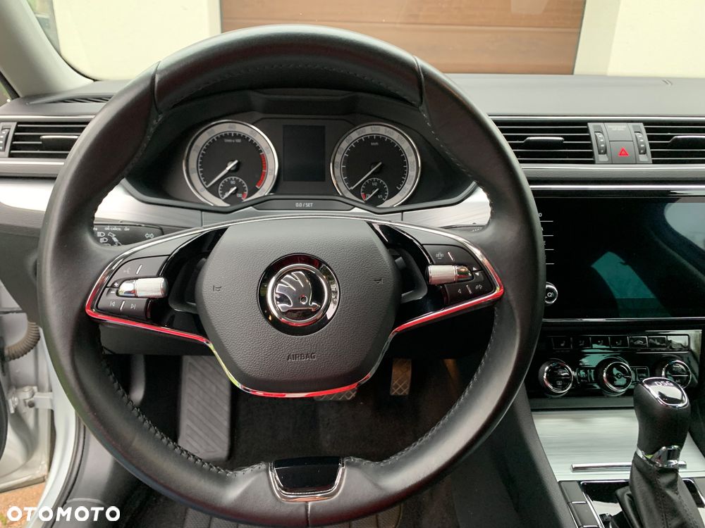 Skoda Superb 1.5 TSI Ambition DSG - 13
