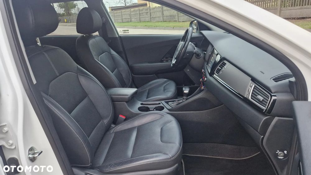 Kia Niro 1.6 GDI PHEV 2WD Vision - 11