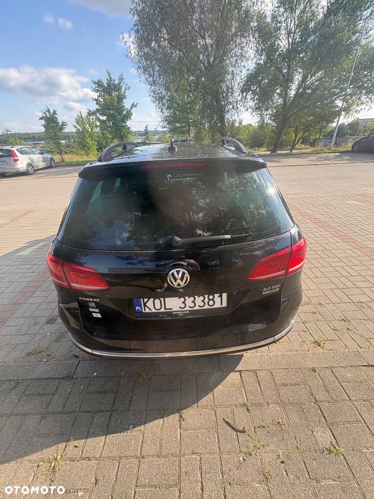 Volkswagen Passat 2.0 TDI BlueMotion Technology R-Line - 14