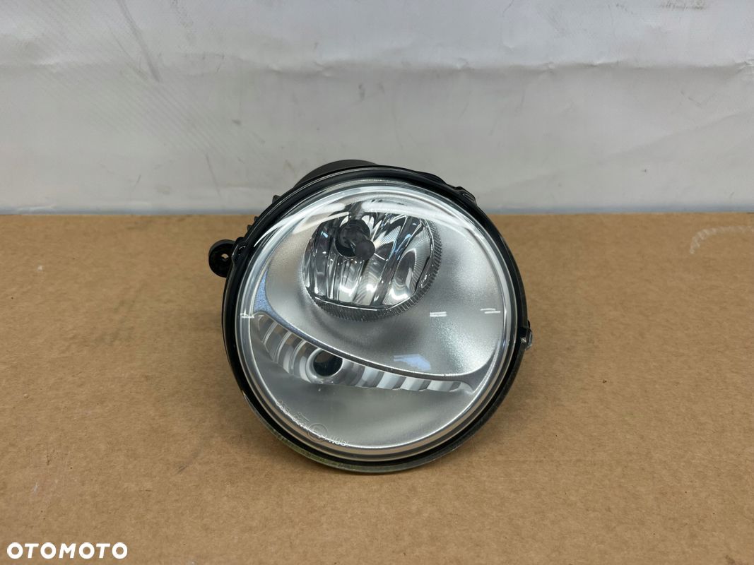 Twingo II LIFT halogen prawy przód 261509865R - 1