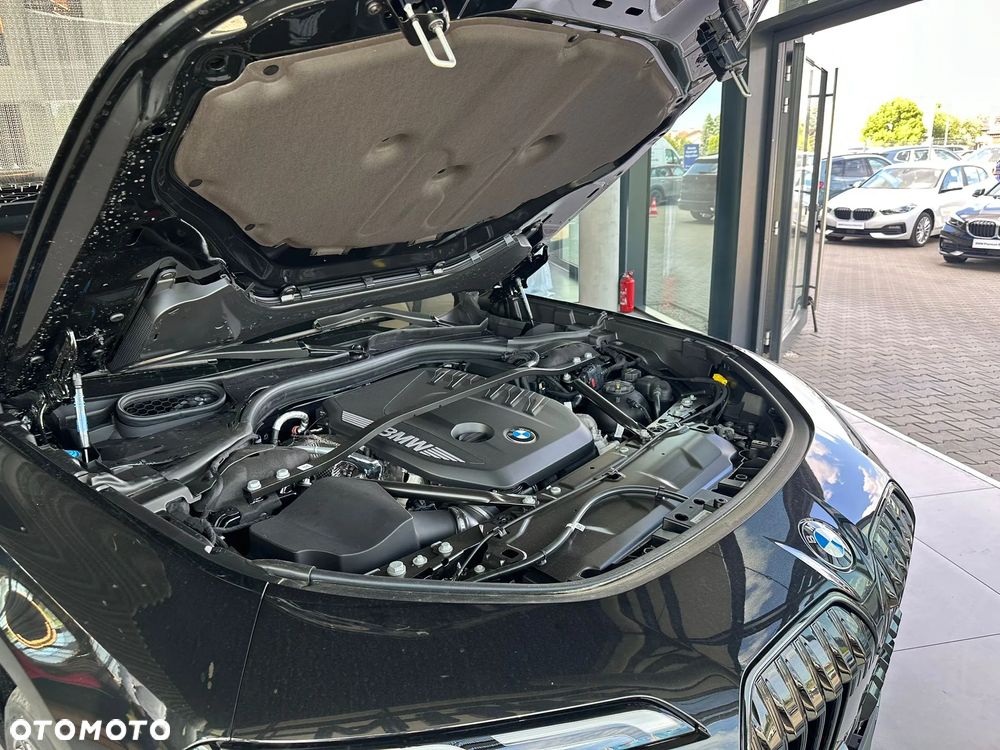 BMW Seria 7 740d xDrive mHEV sport - 28