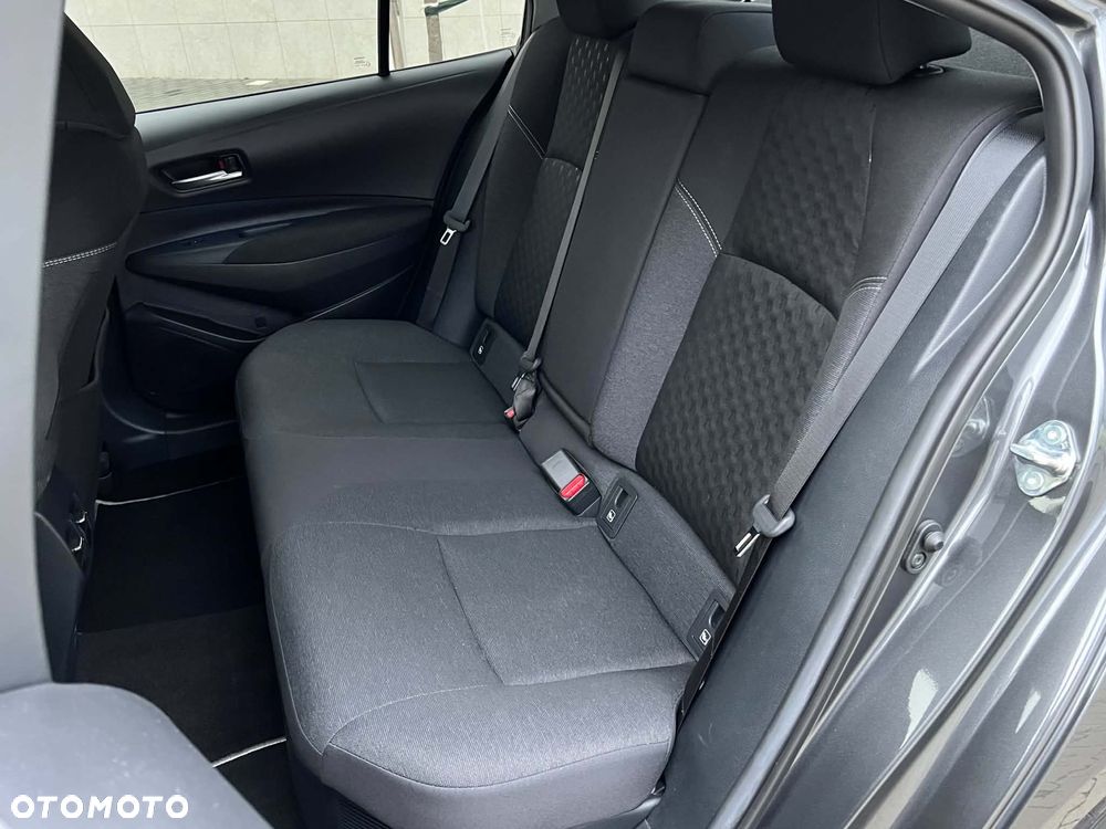 Toyota Corolla 1.8 Hybrid Executive - 12