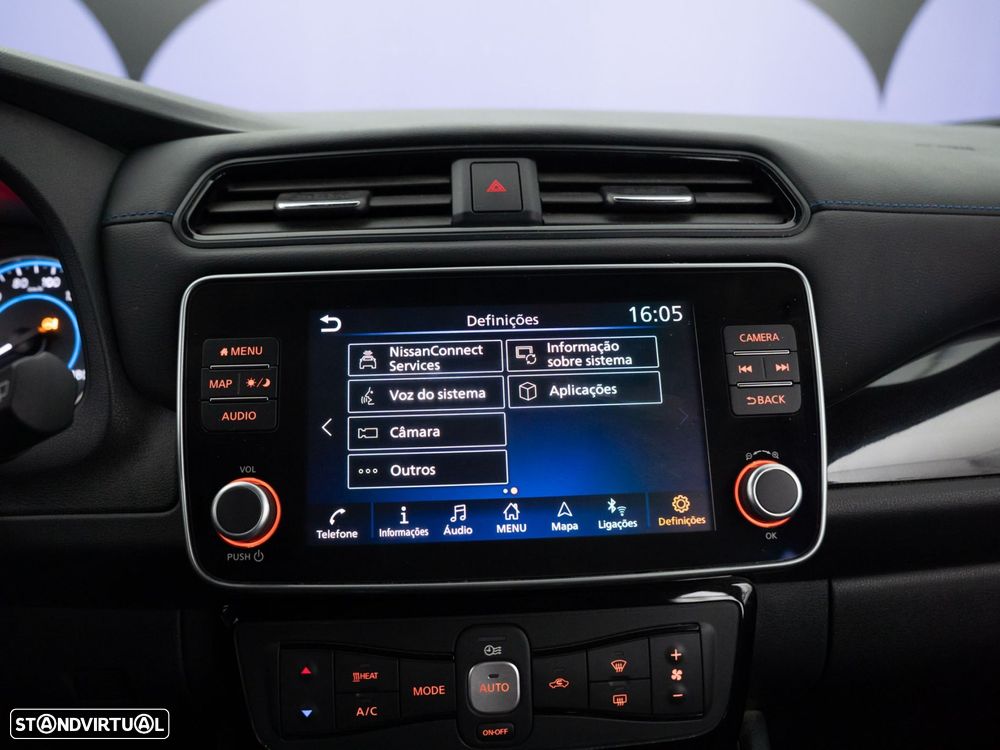 Nissan Leaf N-Connecta - 34