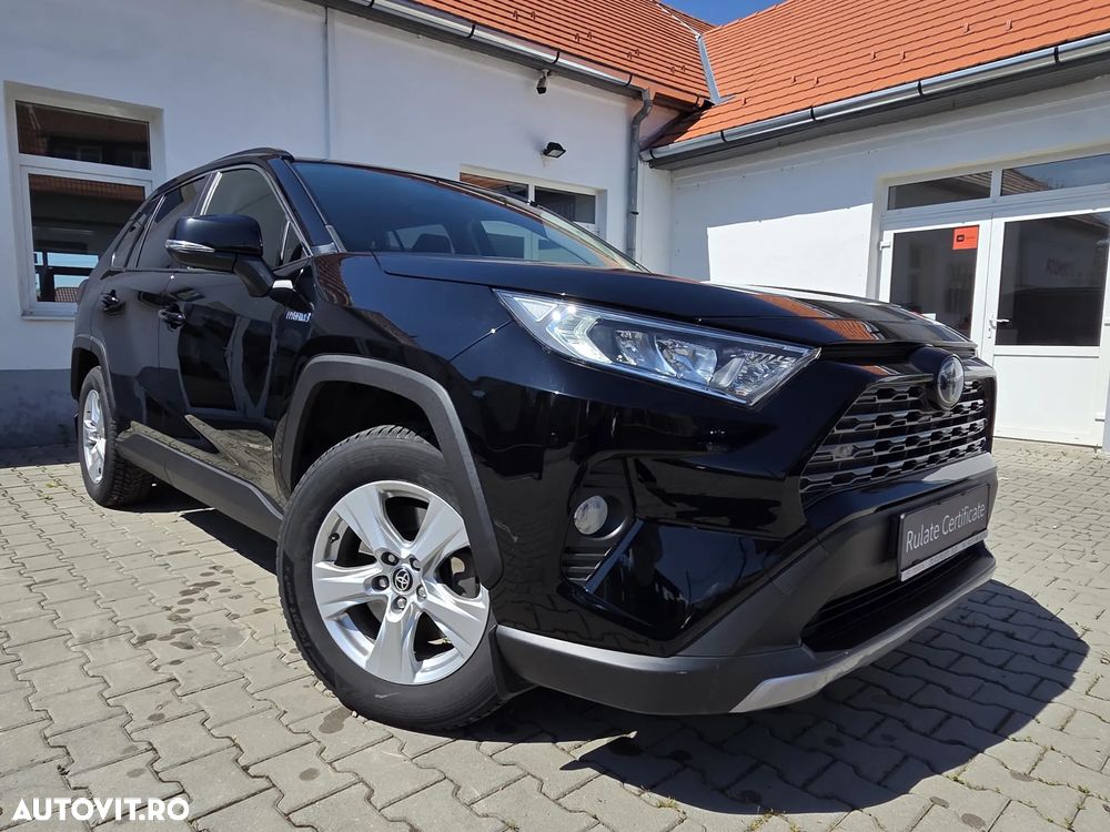 Toyota RAV4 - 8