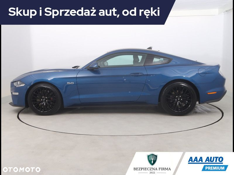 Ford Mustang - 3