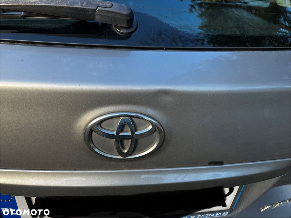 Toyota Avensis 2.0 D-4D Sol - 15
