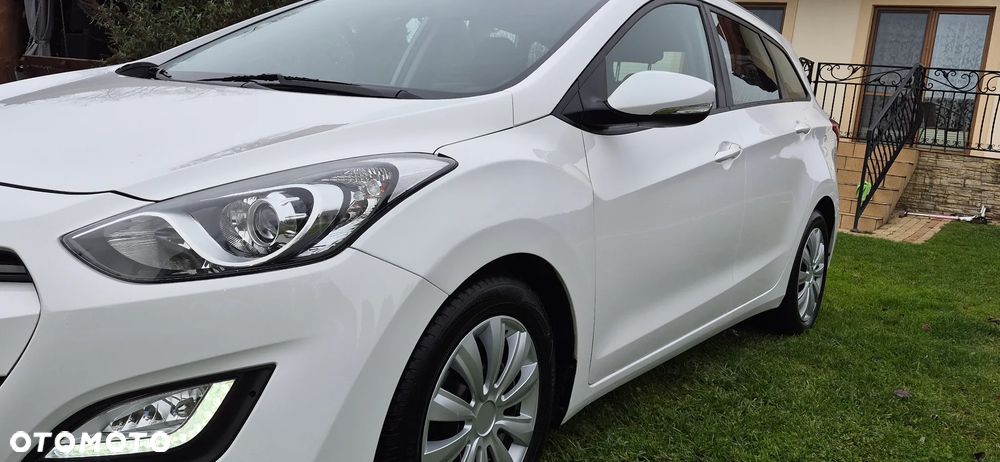 Hyundai i30 i30cw 1.6 CRDi blue Classic - 10