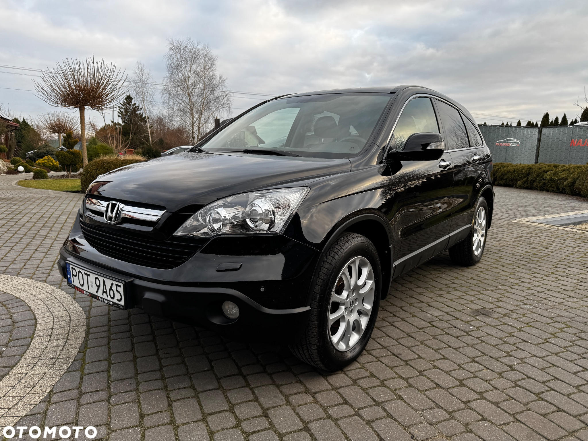 Honda CR-V 2.0i-VTEC Executive 50 Jahre Edition - 2