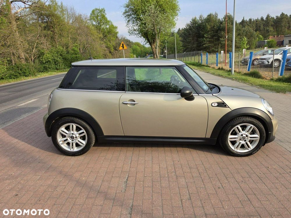 MINI ONE - 9