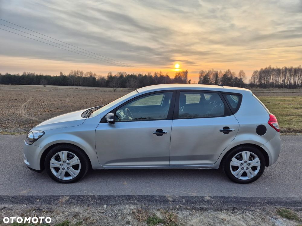 Kia Ceed 1.6 CRDi Spirit - 7