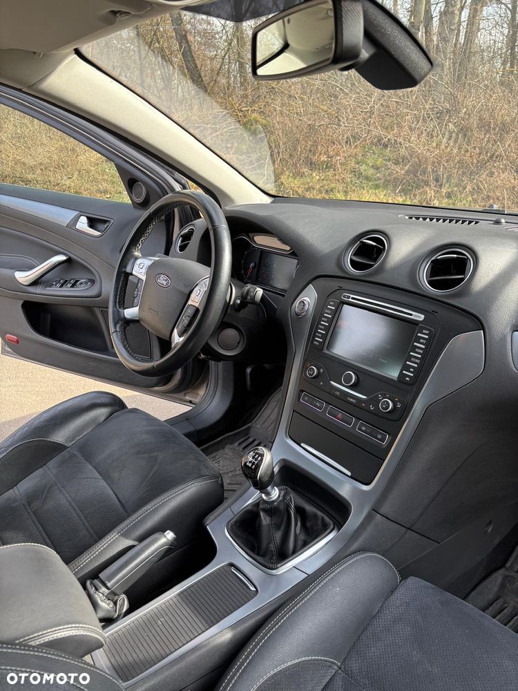 Ford Mondeo 1.6 TDCi Titanium - 30