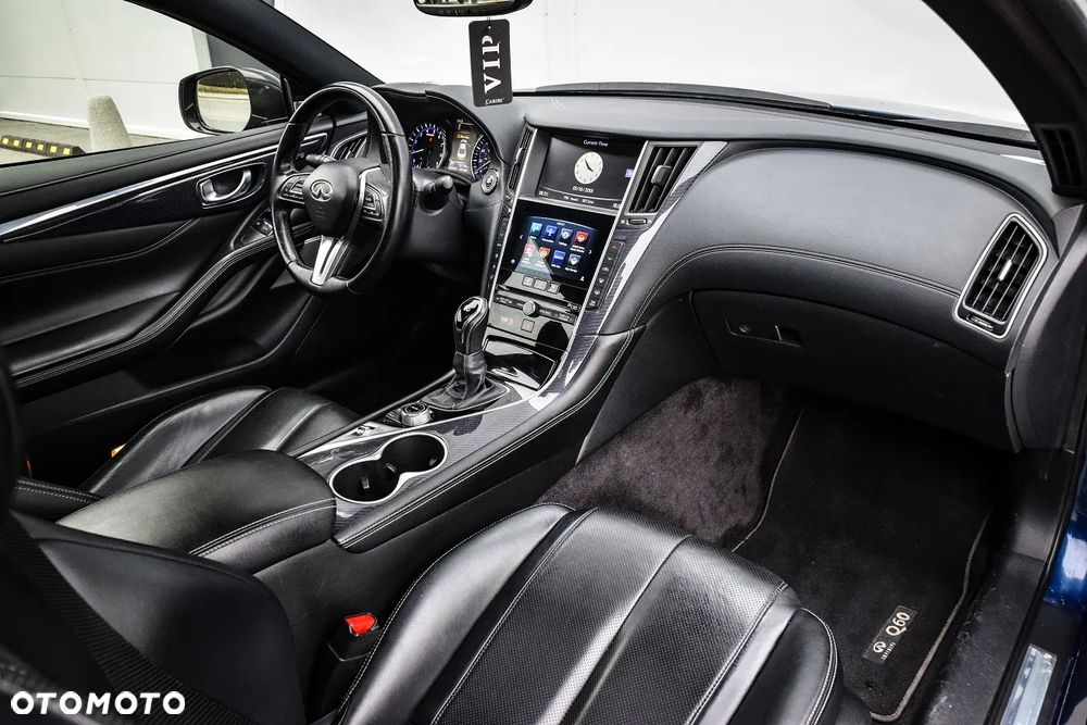 Infiniti Q60 - 17