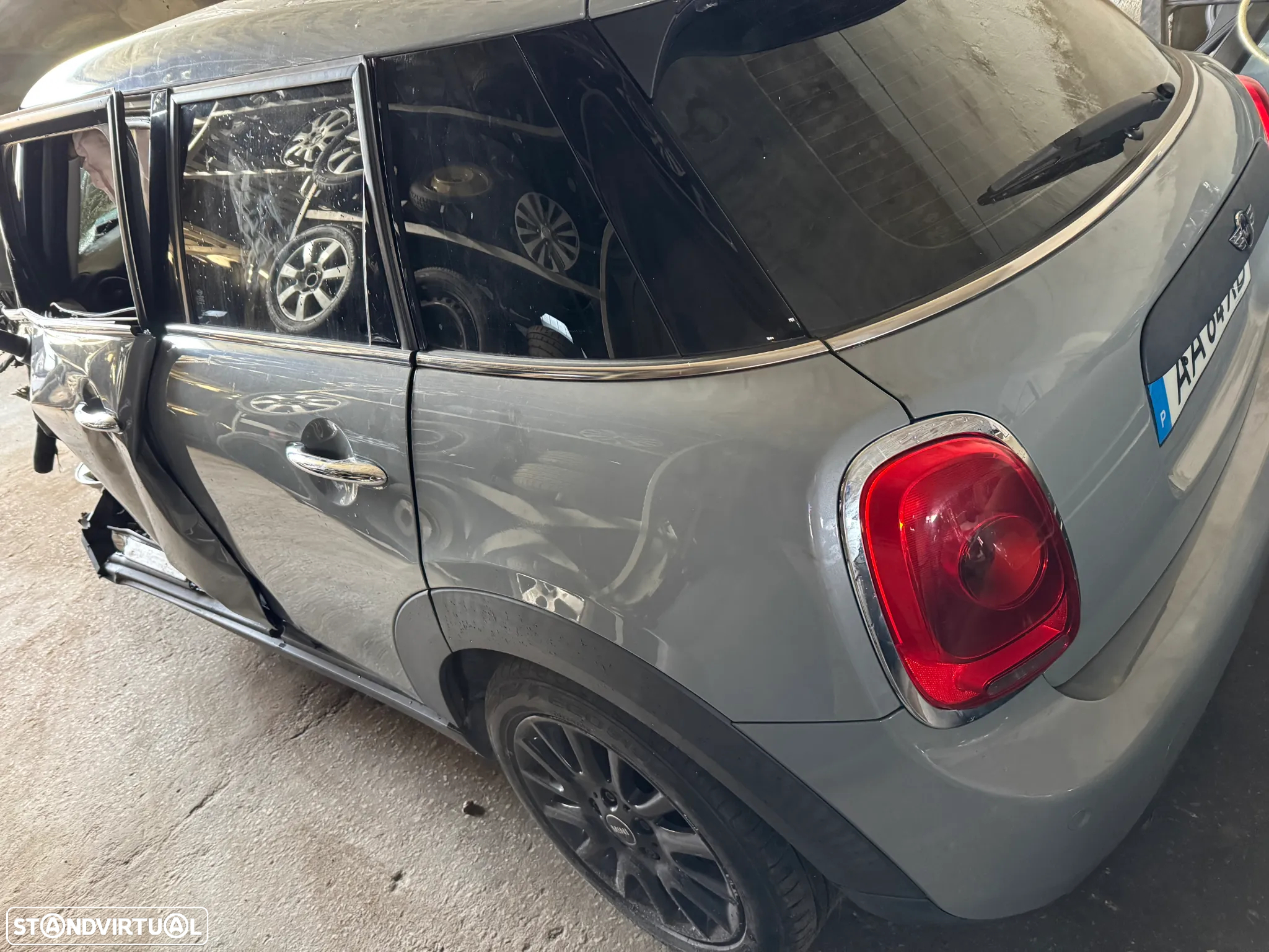 MINI (F55)  One D motor Ref: B37C15A para peças - 2