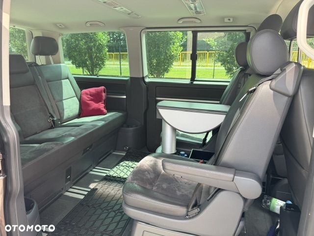 Volkswagen Multivan - 15