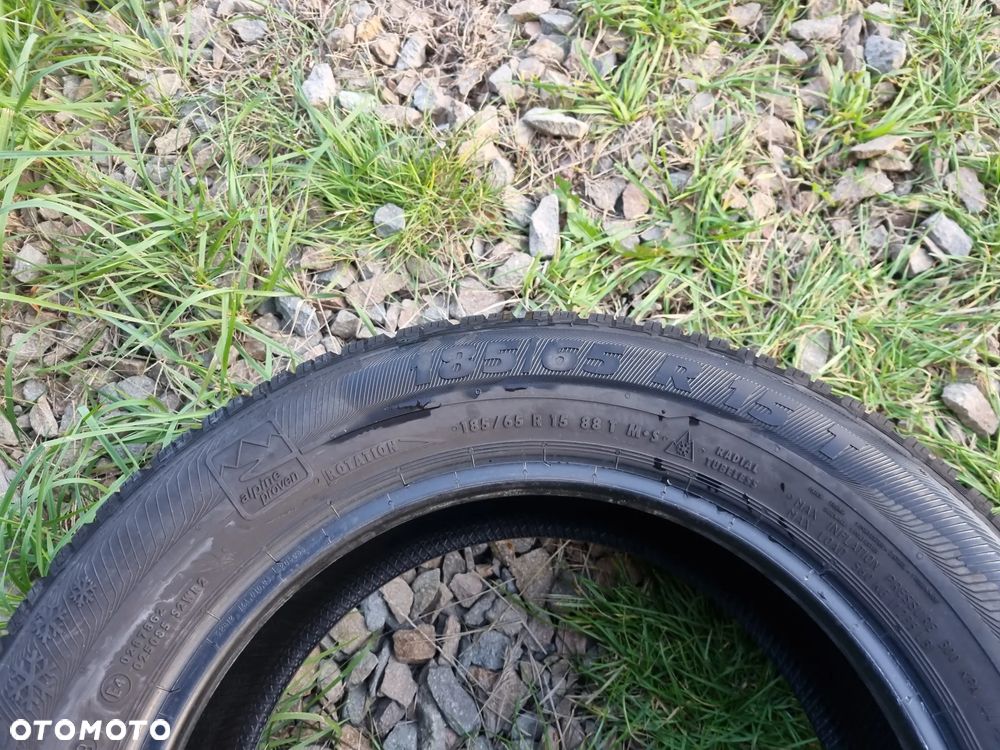 OPONA Semperit Master-Grip 2 185/65R15 88T 2019r,1x7mm bdb stan - 4