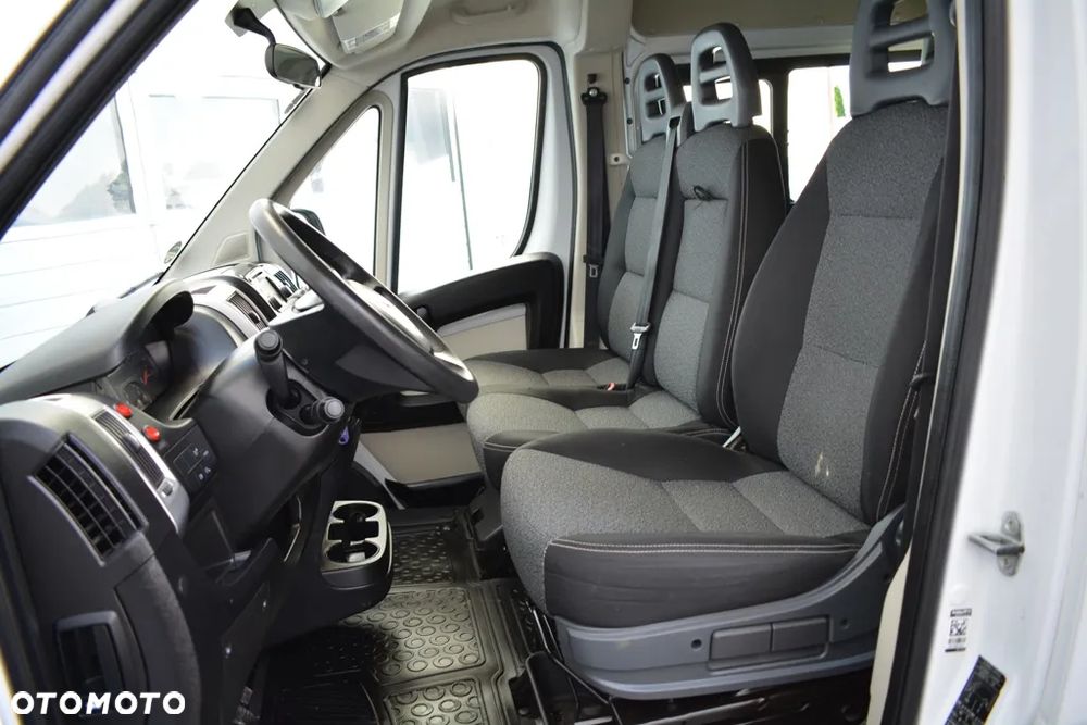 Fiat Ducato 2,3 MuliJet 130KM brygadówka 7-osobowa  MAXI L3 - 22
