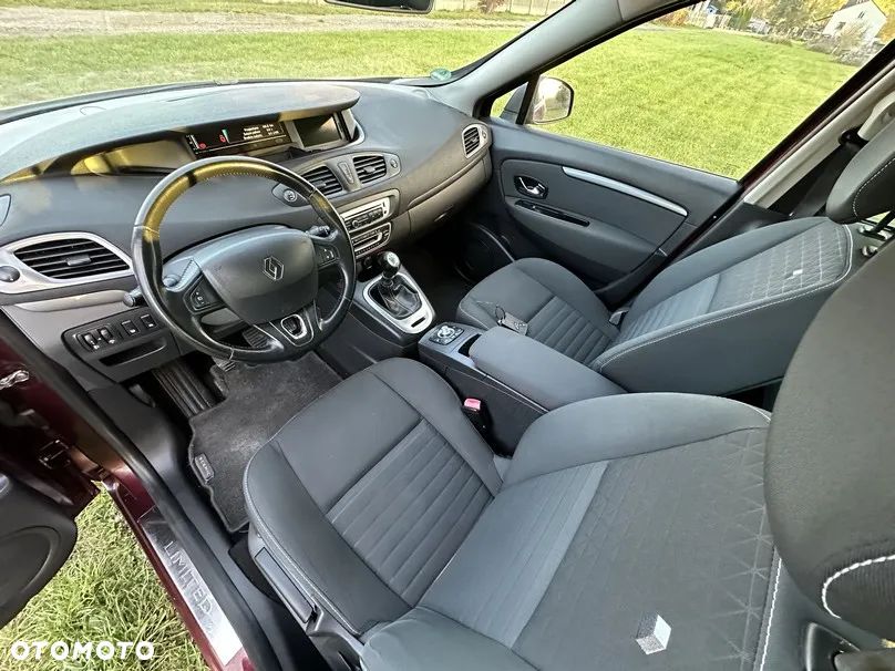 Renault Scenic 1.6 16V 110 LIMITED - 13