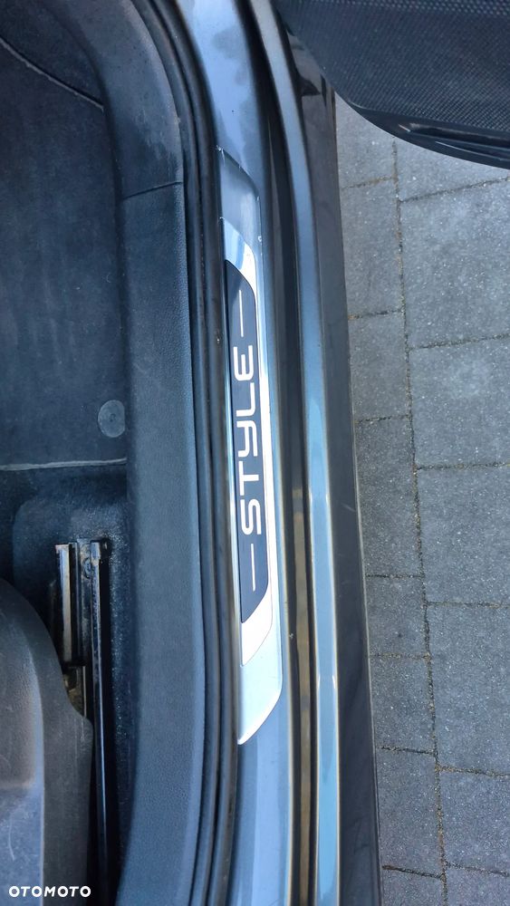 Volkswagen Sharan 2.0 TDI DSG Blue Motion Style - 10