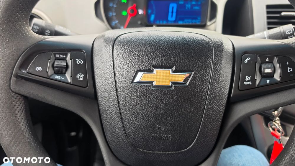 Chevrolet Aveo 1.2 LT+ - 23