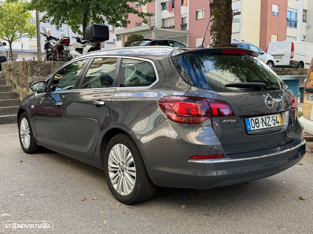 Opel Astra Sports Tourer 1.7 CDTi Executive S/S - 2