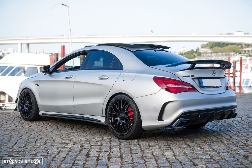 Mercedes-Benz CLA 45 AMG 4Matic Speedshift DCT 7G Night Edition - 12