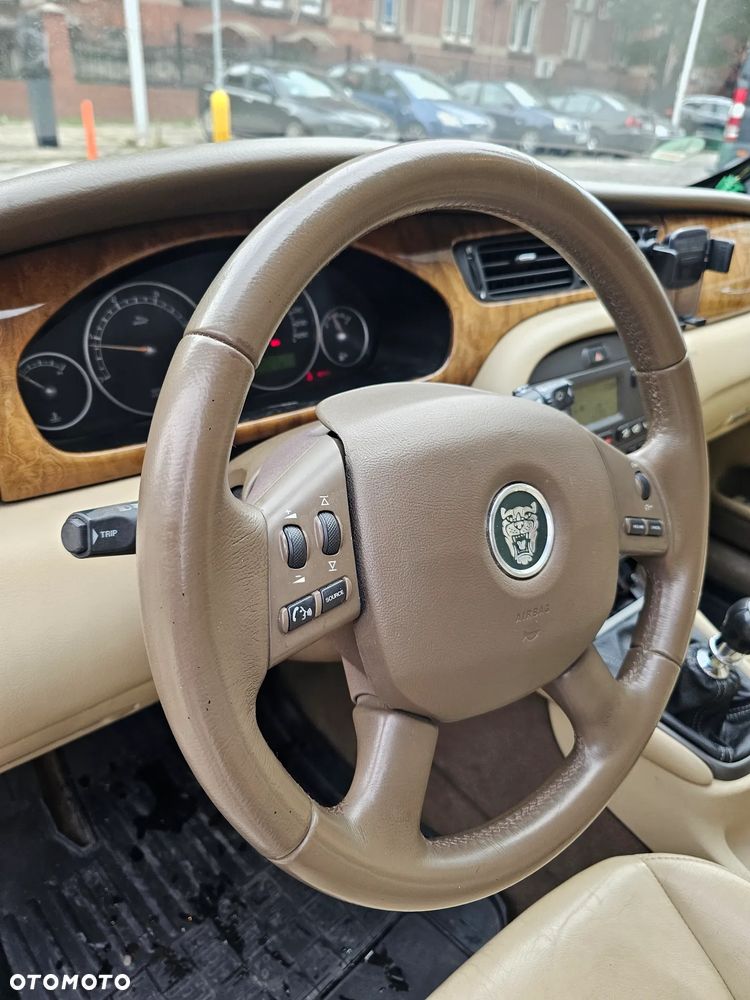 Jaguar X-Type - 5