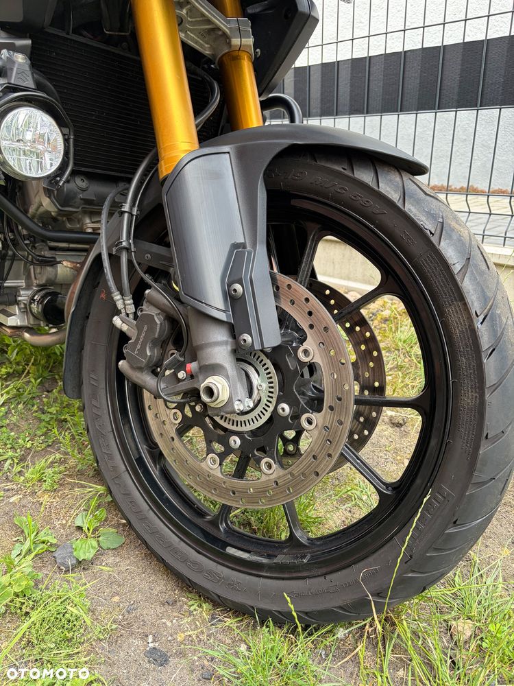 Suzuki DL - 12