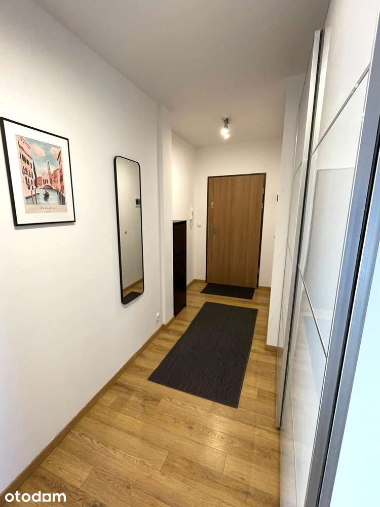 Mieszkanie 3-pokojowe w centrum, z miejscem garażowym i komórką