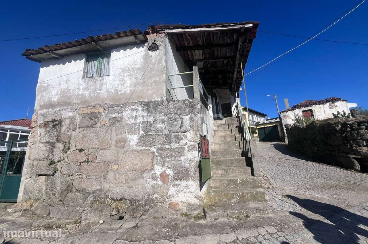 Moradia T3 - Grande imagem: 2/18