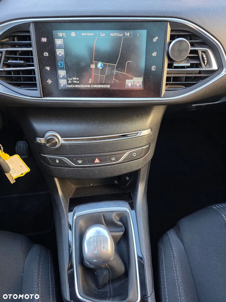 Peugeot 308 BlueHDi 120 Stop & Start Business-Line - 36
