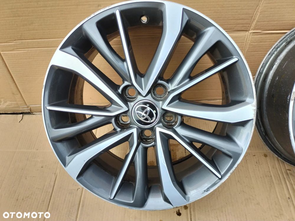 TOYOTA AVENSIS FELGI ALUMINIOWE 5X114,3 17 CALI ET45 HL010411GY02 - 2