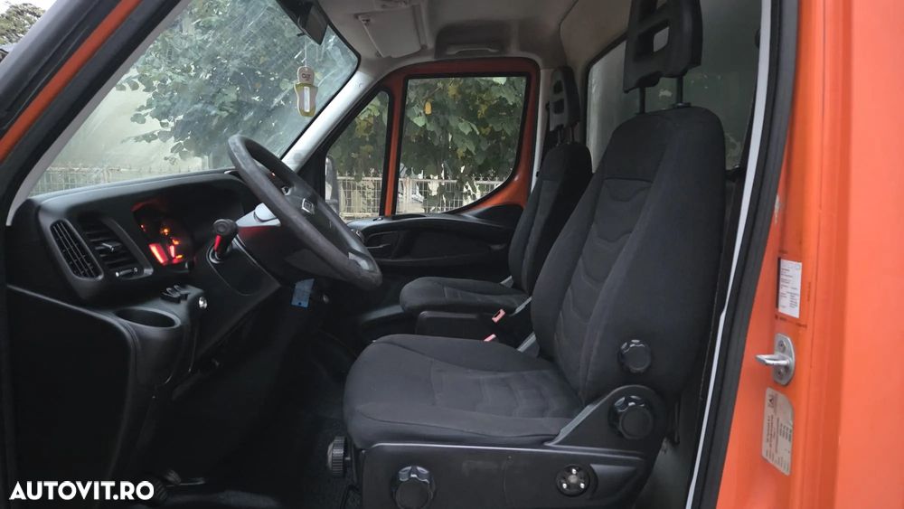 Iveco Daily 35-150 cu prelata si lift, cat B,  posibilitate leasing - 13