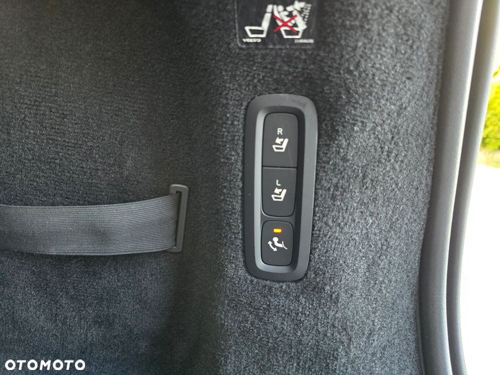 Volvo V90 D4 Geartronic R Design - 21